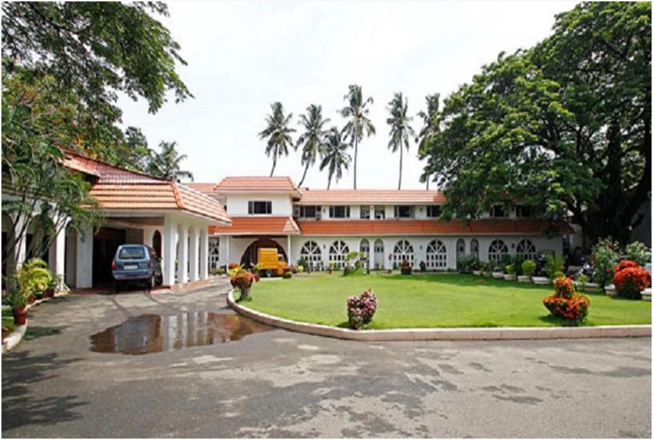 Ats Willingdon Hotel Kochi Exterior foto