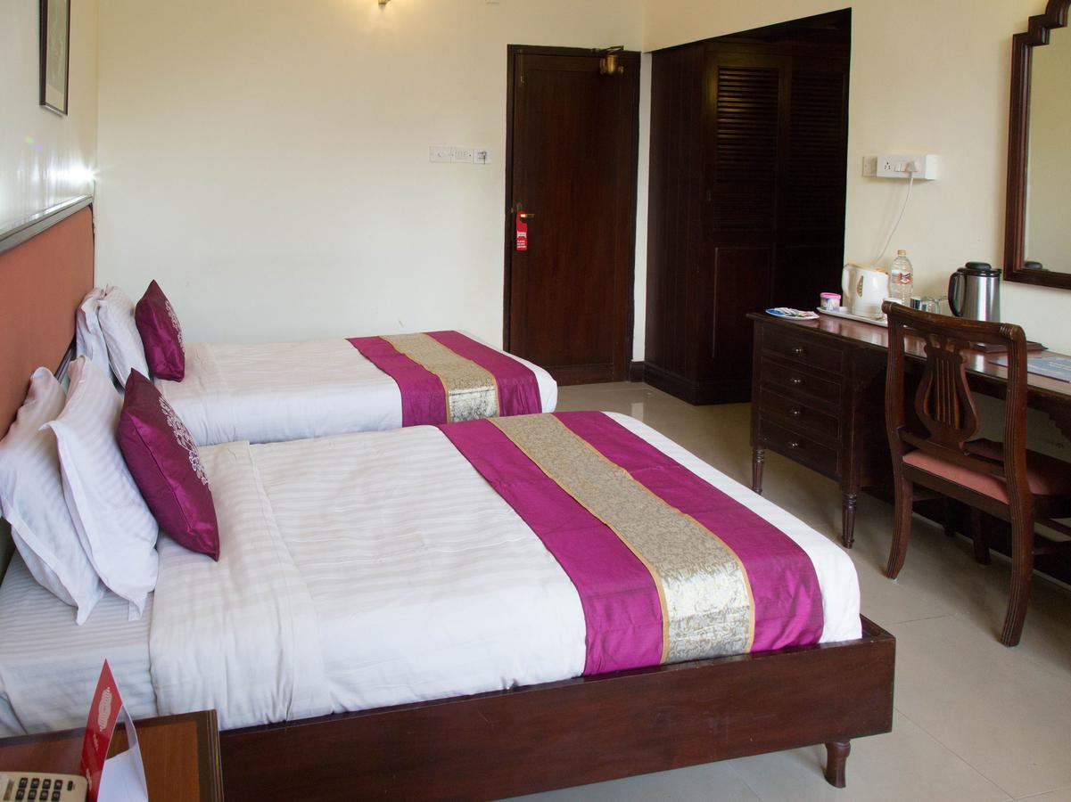 Ats Willingdon Hotel Kochi Exterior foto