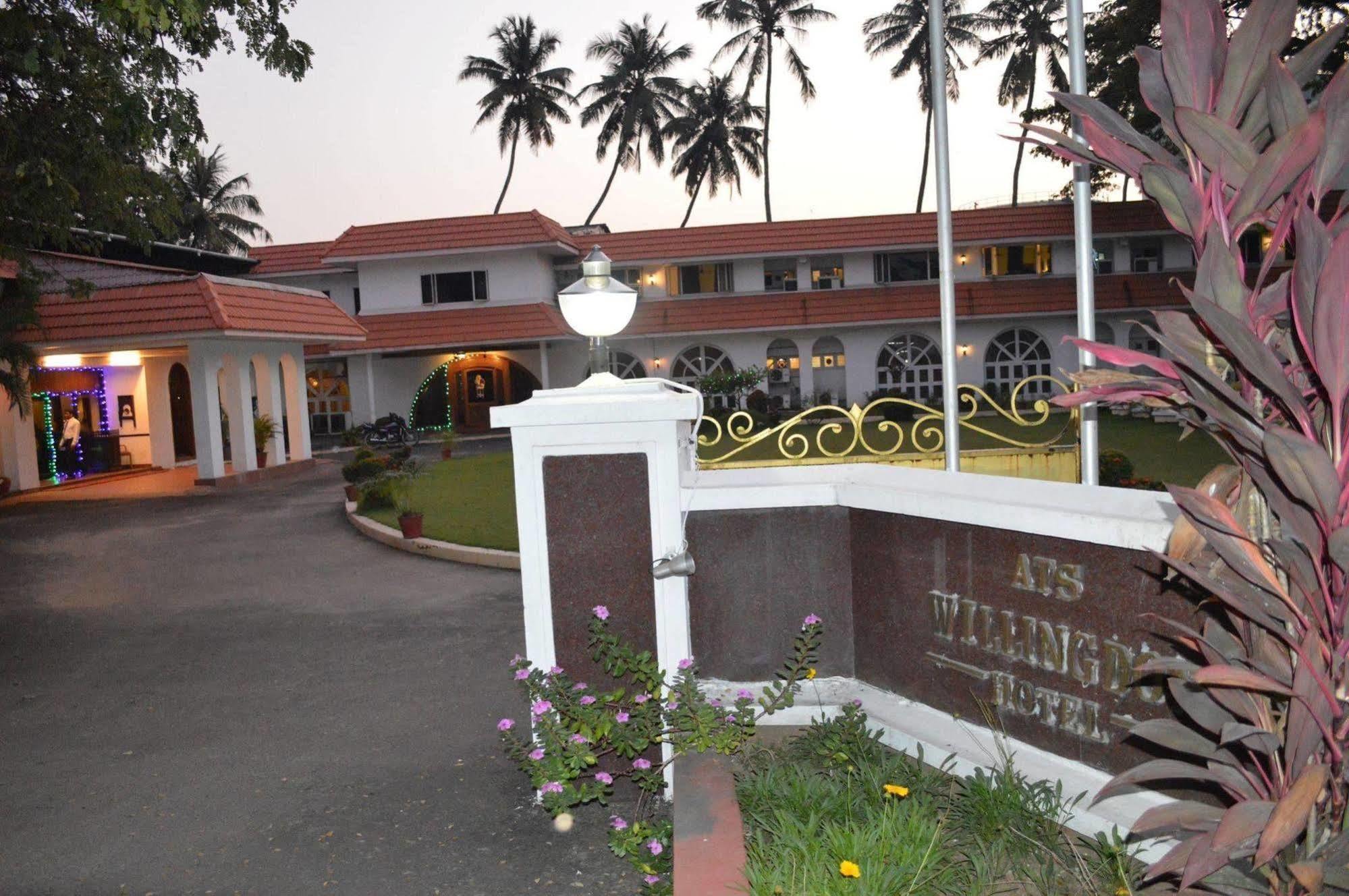 Ats Willingdon Hotel Kochi Exterior foto